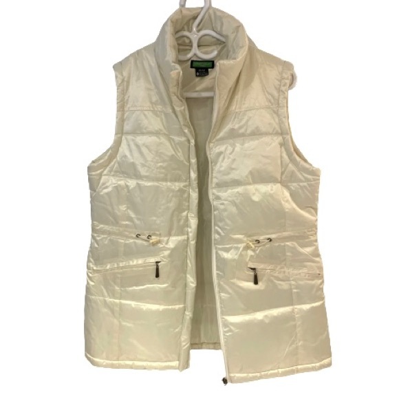 - Cedar Valley Cream Puffer Vest - Picture 2 of 5
